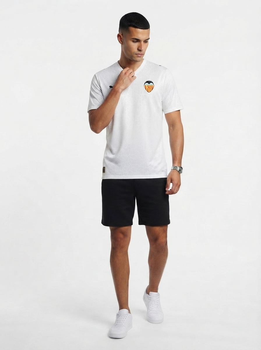 Valencia Home Fan Jersey 2025/26