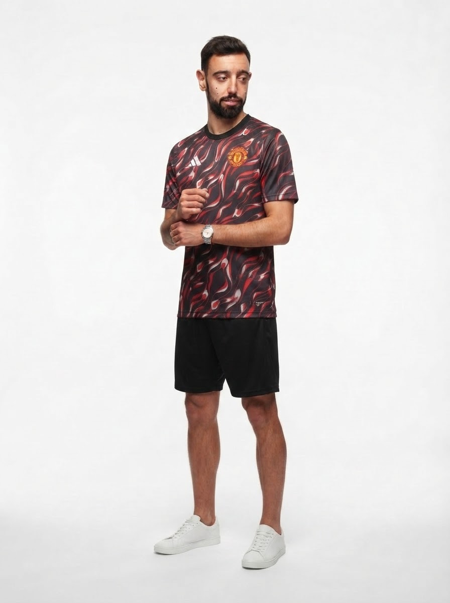 Manchester United 25/26 Training Jersey - Fan Version