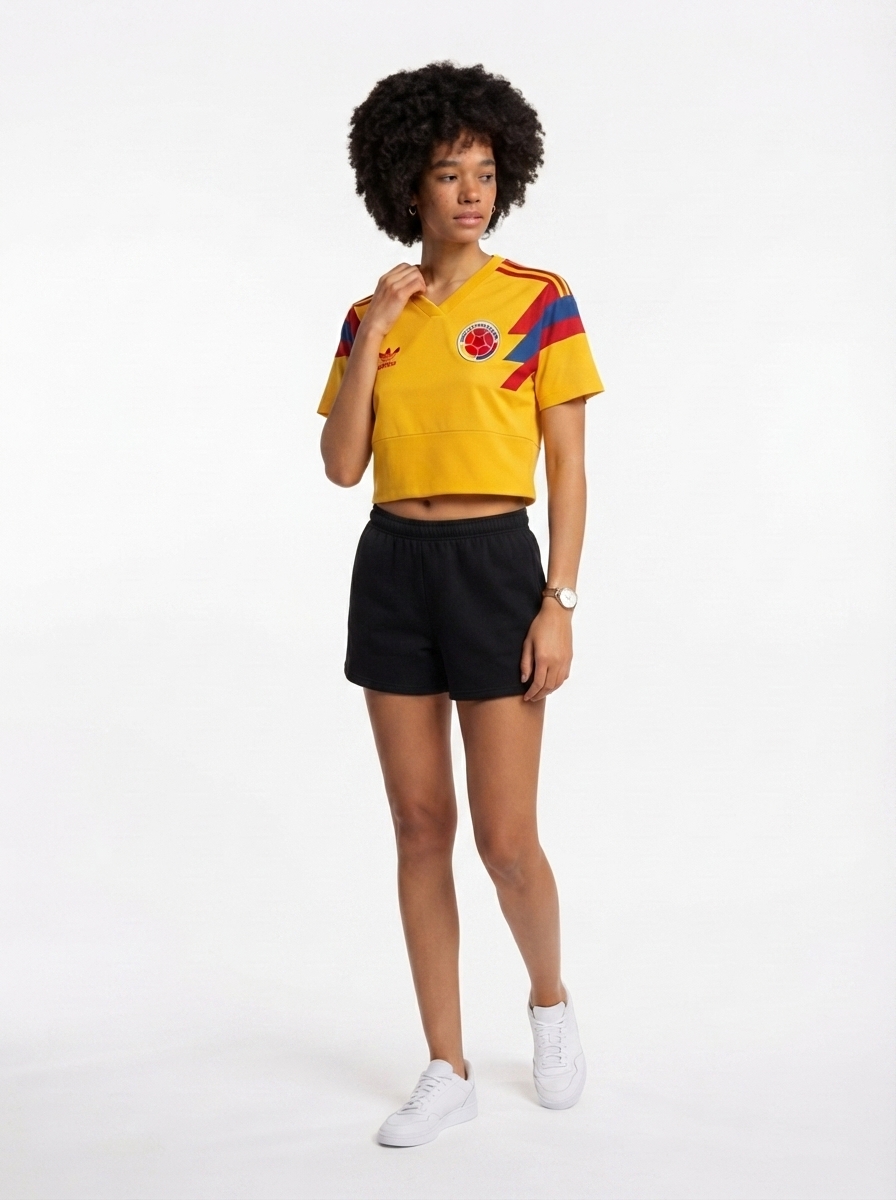 Cropped Colombia Retro Home 1990