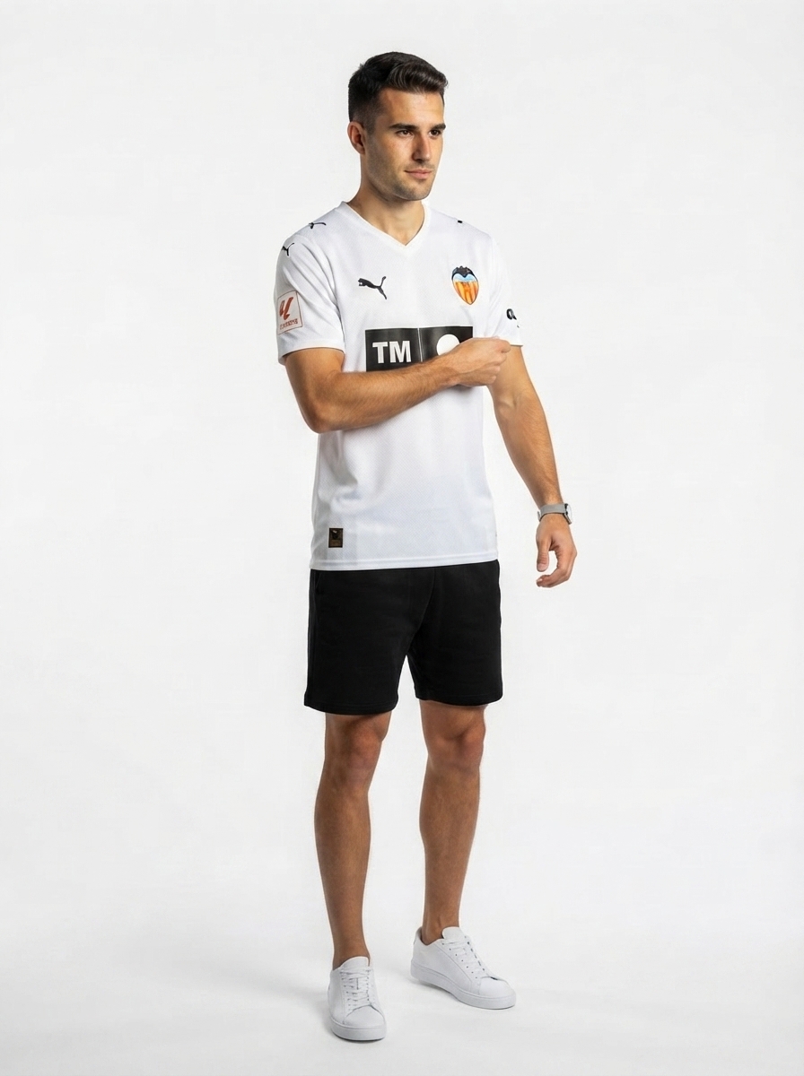 Valencia Jersey Home 25/26 - Fan Version
