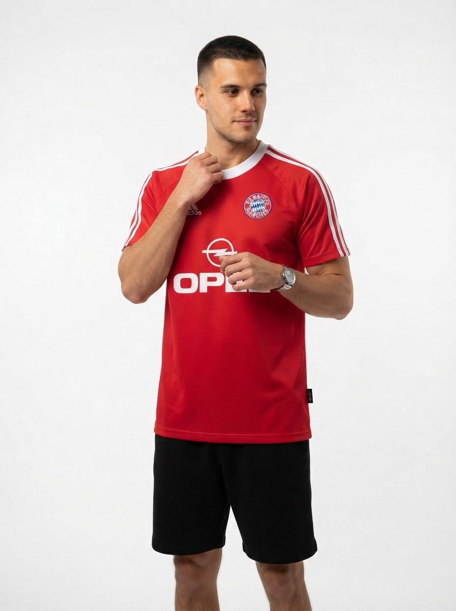 Bayern Munich 01/02 I Home Jersey - Retro Version