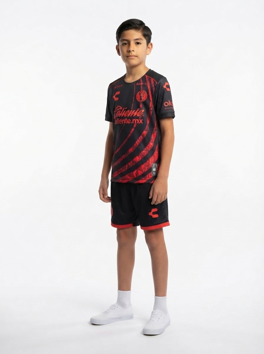 Kids Kit Club Tijuana Home Fan Jersey 2024/25