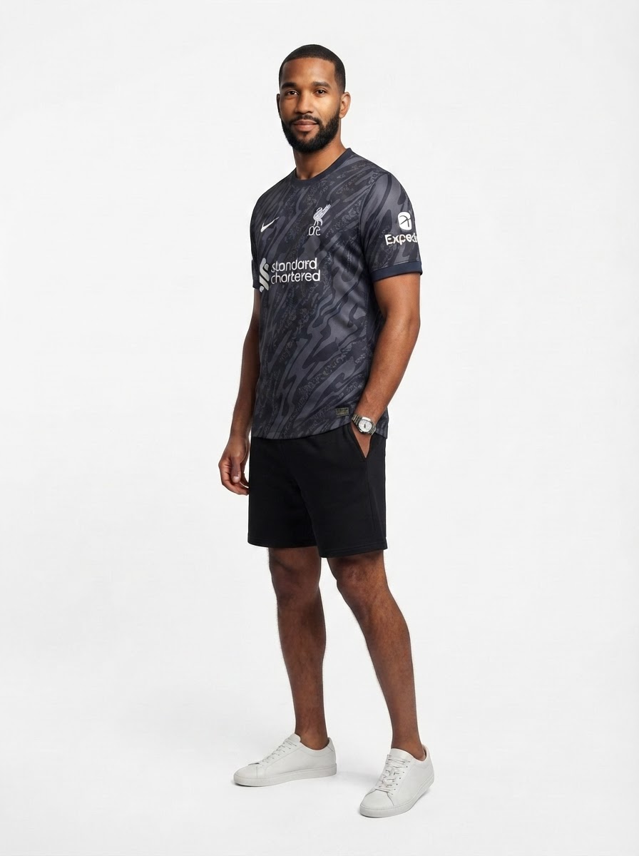 Liverpool 24/25 Goalkeeper Black Jersey - Fan Version