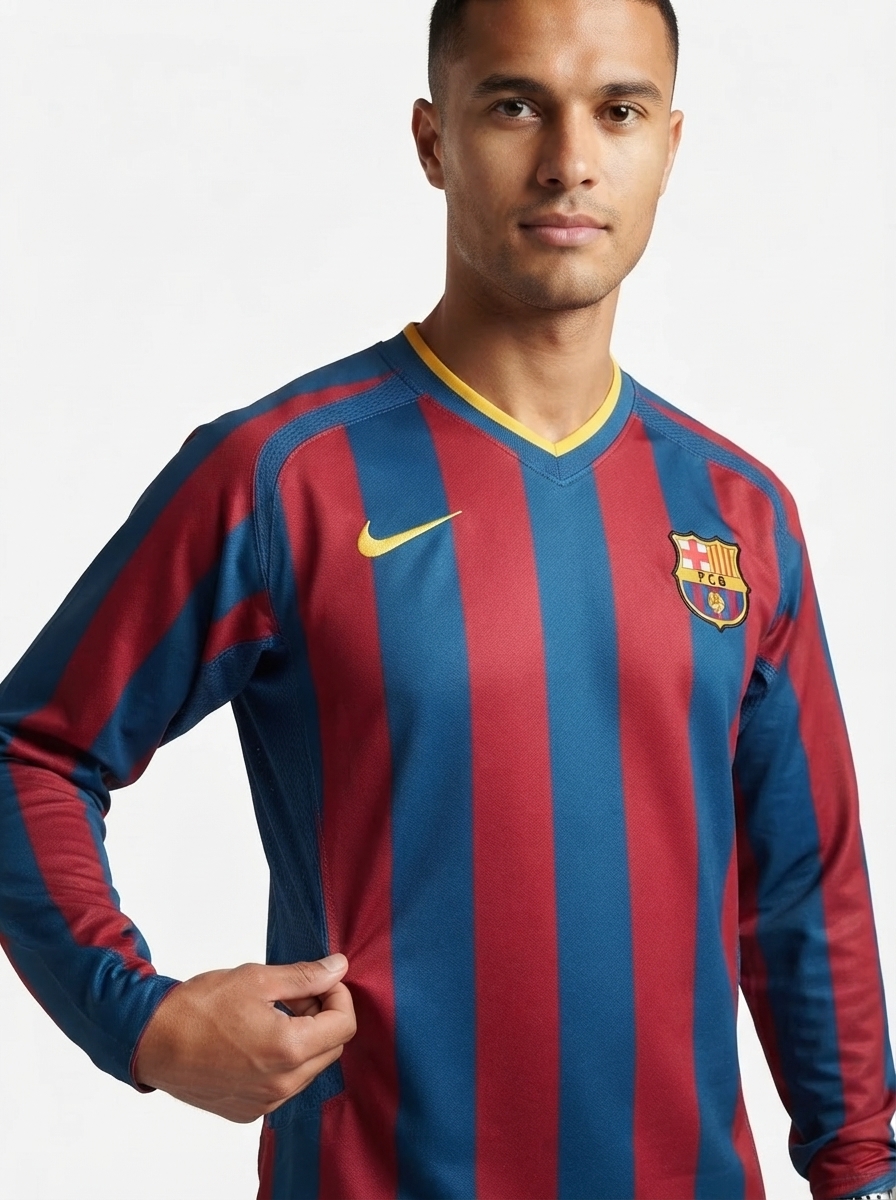 Ronaldinho FC Barcelona 2005/06 Reissue Long Sleeve Jersey