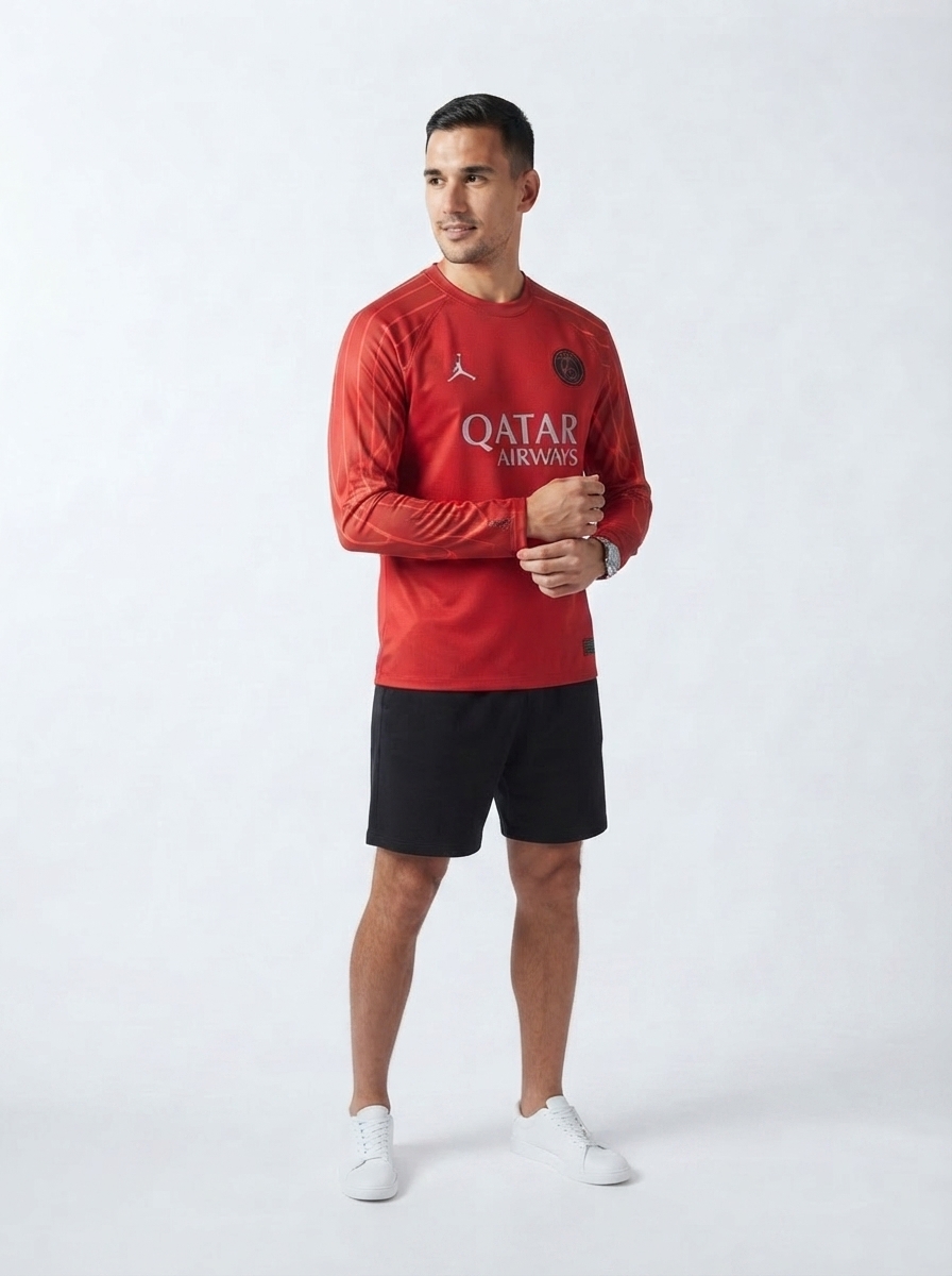 Paris Saint-Germain 2025/26 Red goalkeeper Long Sleeves Jersey